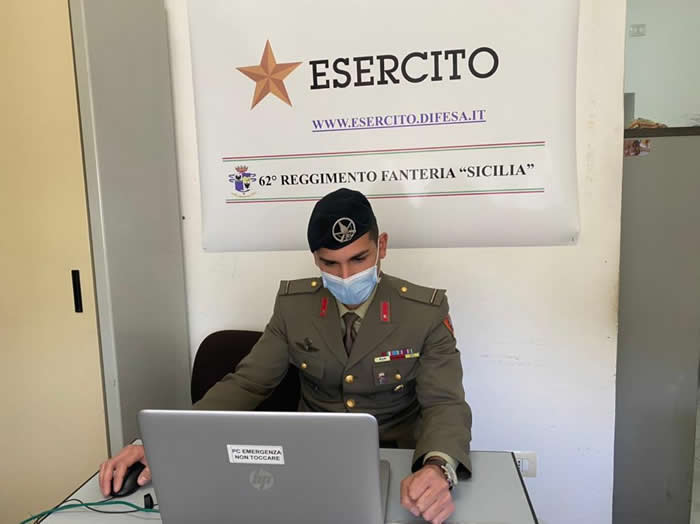 OrientaSicilia - l'operatore dell'Esercito in videoconferenza